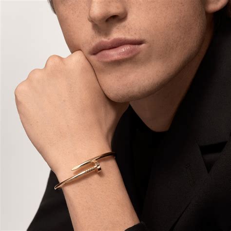 cartier clou bracelet homme|juste un clou bracelet small.